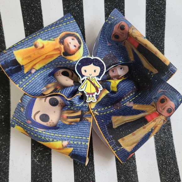 Other - Creepy cute jumbo hair bow